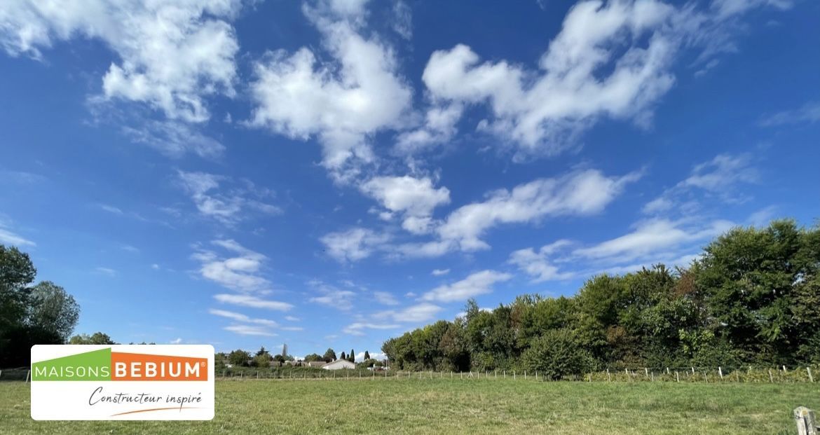 Terrain à bâtir de 1000 m² à JAUNAY-MARIGNY (86)