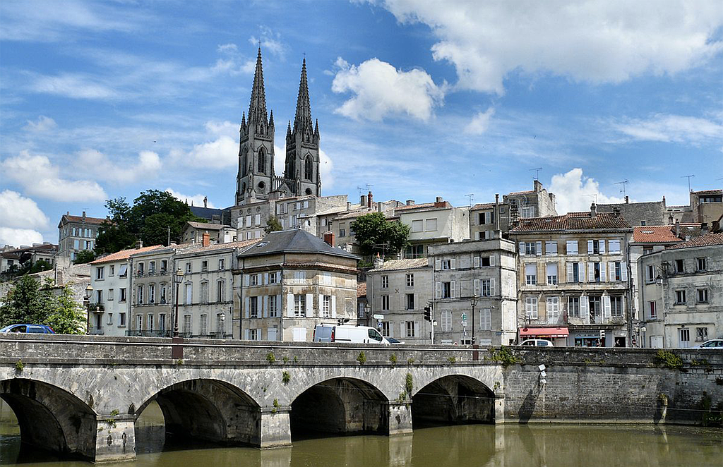 NIORT