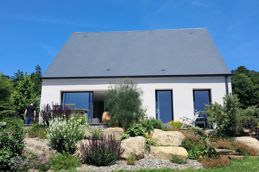 belle maison avec jardin arboré dans le calvados