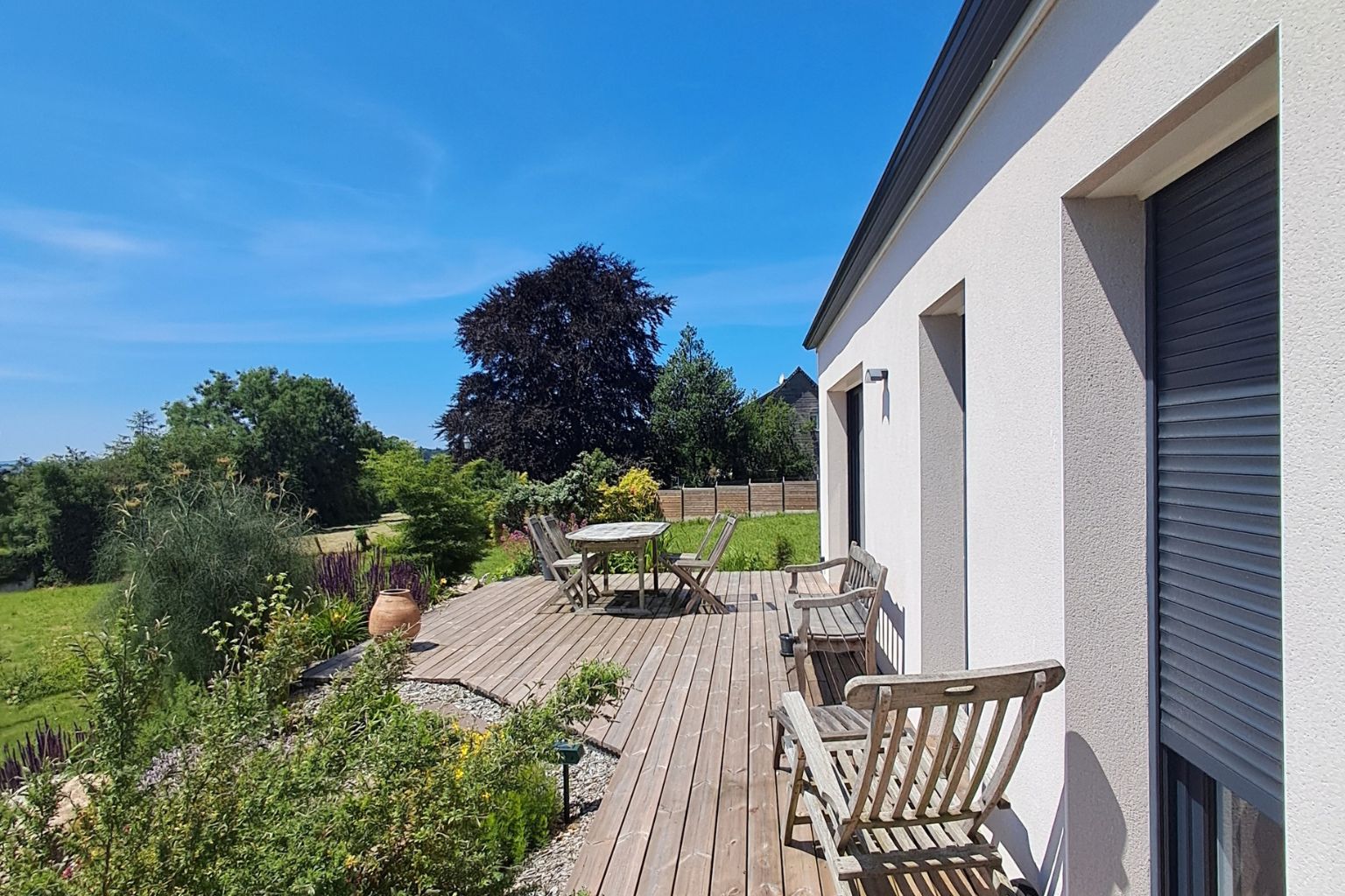 belle terrasse maison neuve